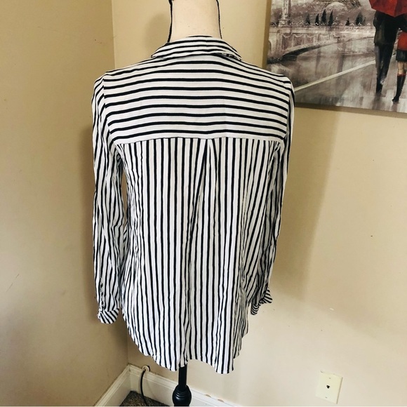 Zara Striped Wrap Style Top - Picture 7 of 10